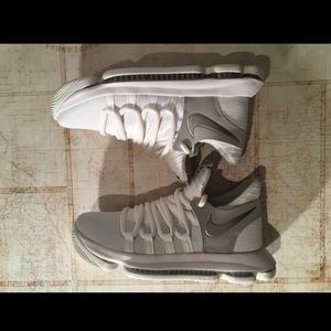 2017 KD 10 Still KD White/Chrome-Pure Platinum